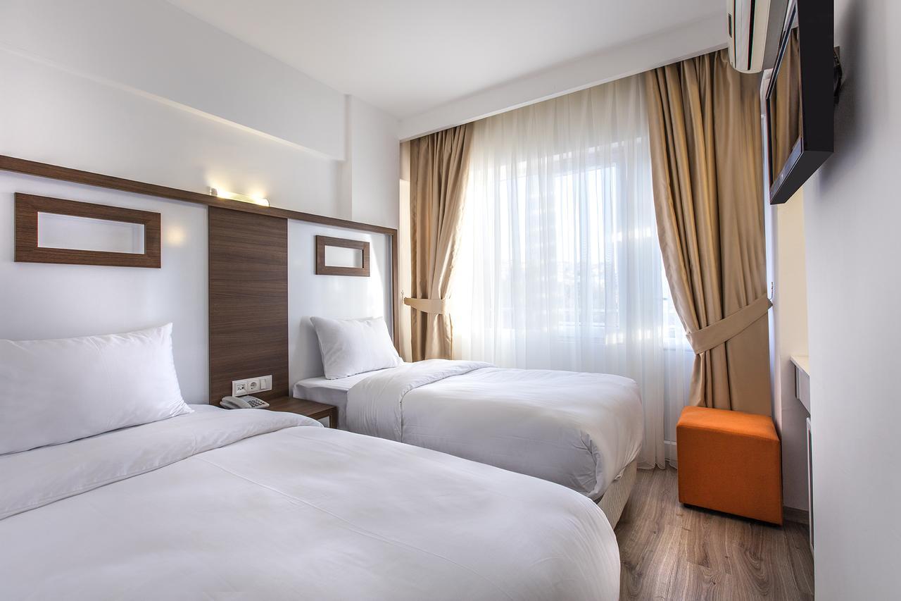 קוסדסי Demir Suit Hotel מראה חיצוני תמונה