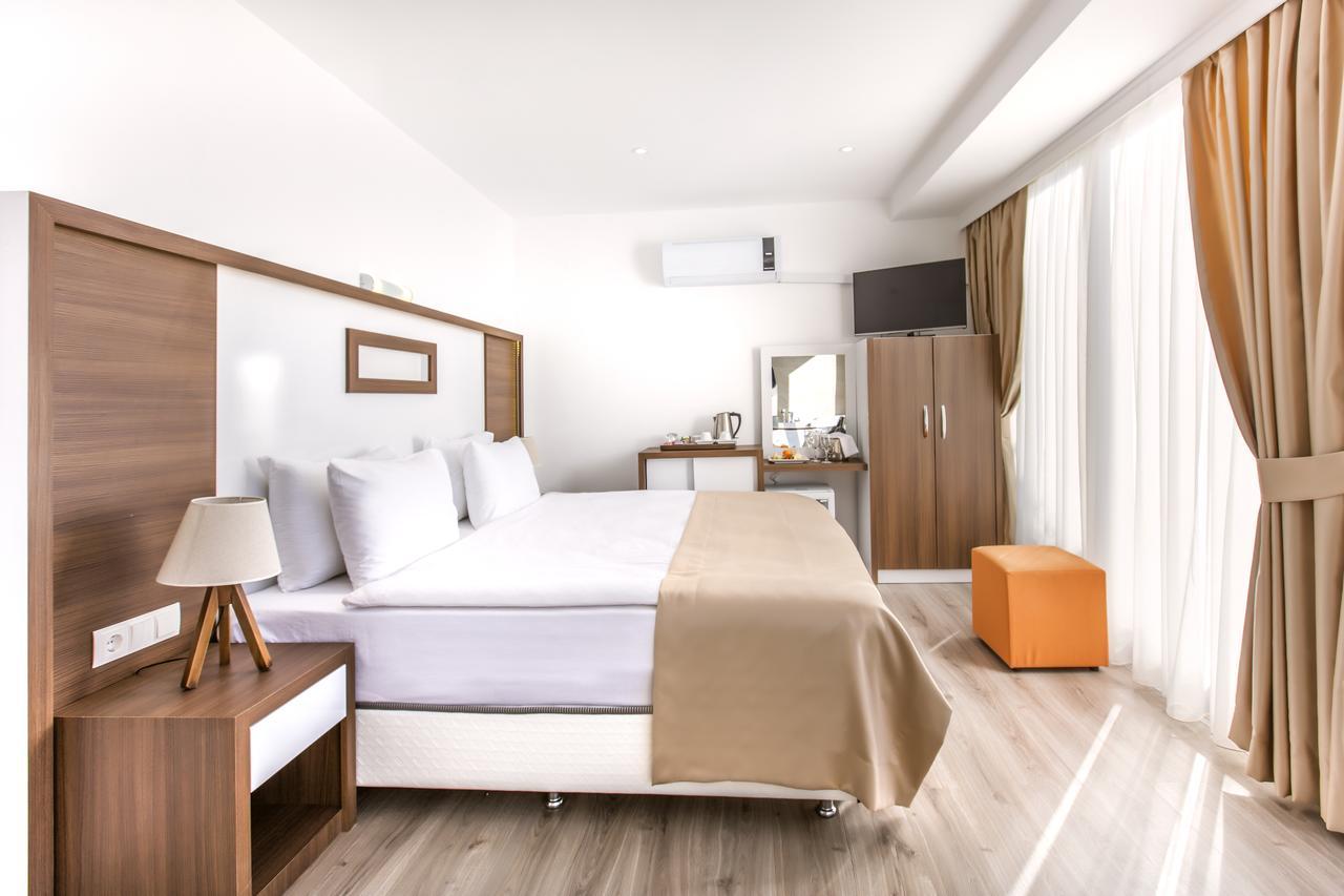קוסדסי Demir Suit Hotel מראה חיצוני תמונה