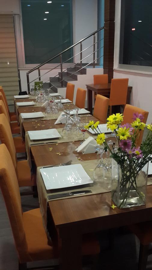 קוסדסי Demir Suit Hotel מראה חיצוני תמונה